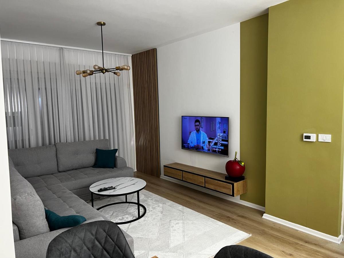 Blini Exclusive Apartment Пристина Екстериор снимка